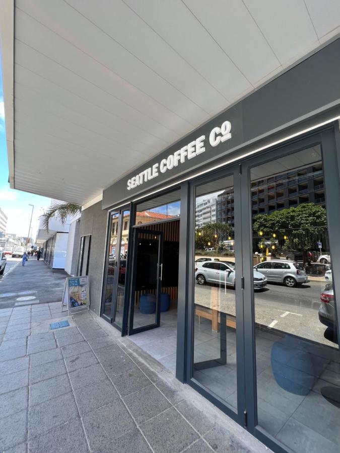 Flamingo Sea Point Sea View Luxury Best Position 1 Bedroom Apartment Queen Size Bed & Inverter For Tv Kapstaden Eksteriør billede