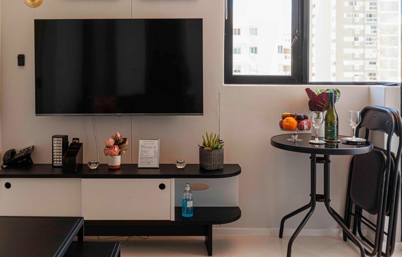 Flamingo Sea Point Sea View Luxury Best Position 1 Bedroom Apartment Queen Size Bed & Inverter For Tv Kapstaden Eksteriør billede