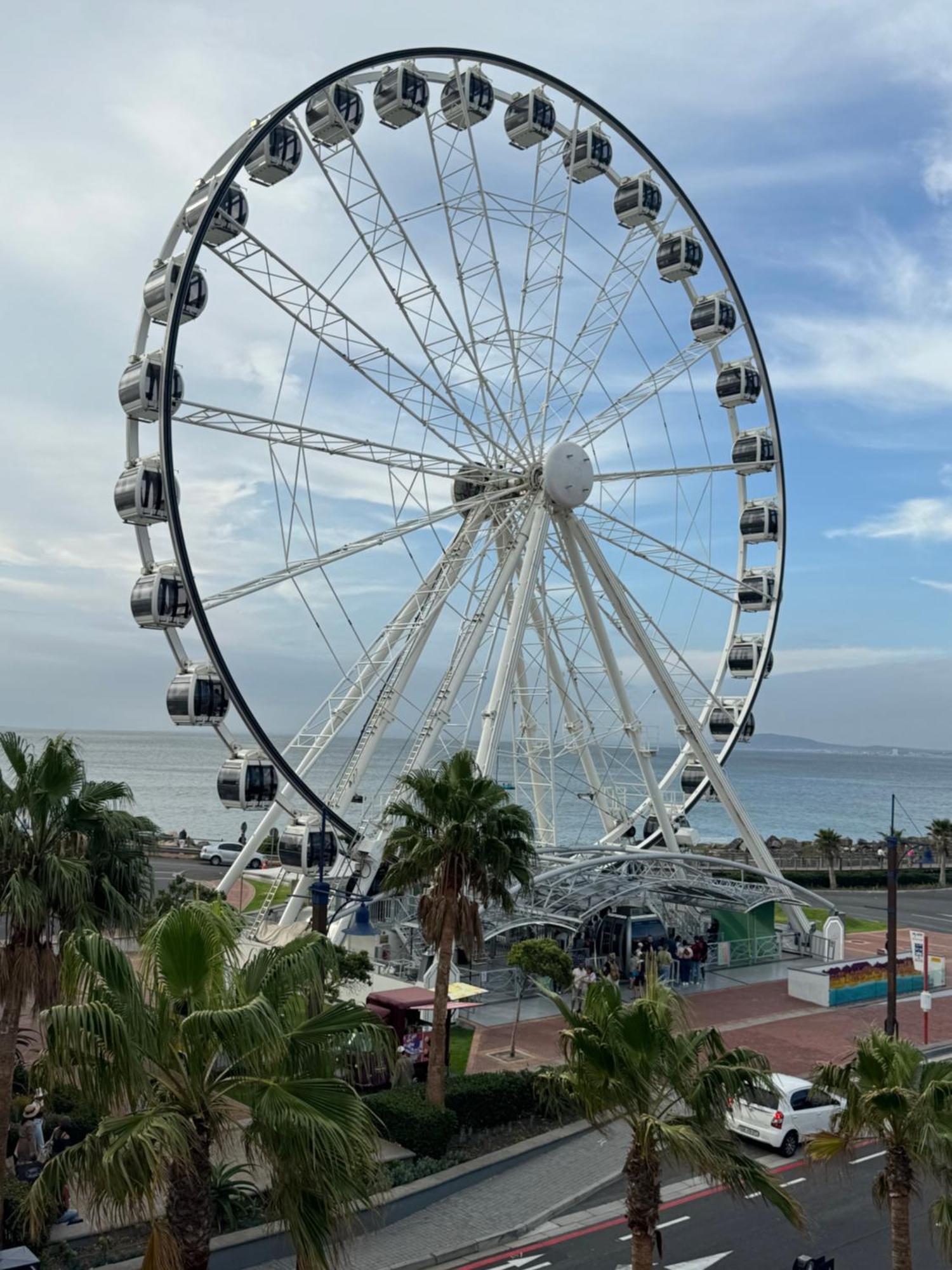 Flamingo Sea Point Sea View Luxury Best Position 1 Bedroom Apartment Queen Size Bed & Inverter For Tv Kapstaden Eksteriør billede