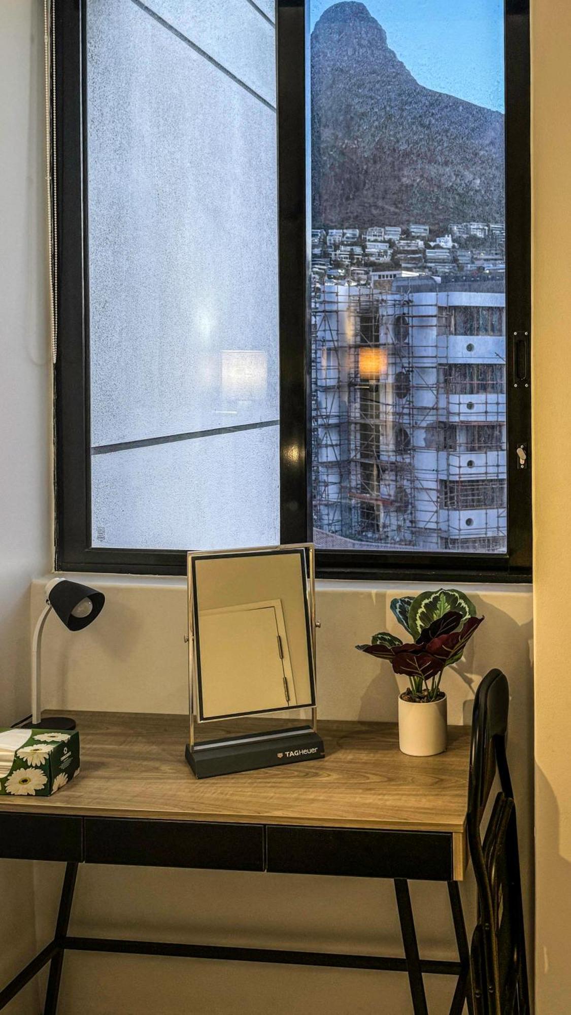 Flamingo Sea Point Sea View Luxury Best Position 1 Bedroom Apartment Queen Size Bed & Inverter For Tv Kapstaden Eksteriør billede